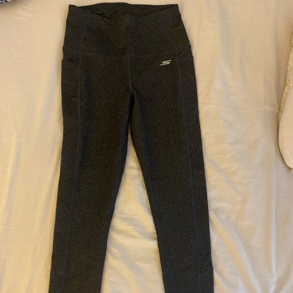 Sketchers gray leggings